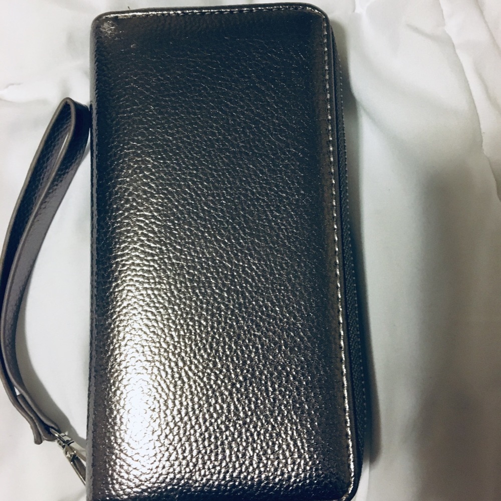 Medium metallic wallet